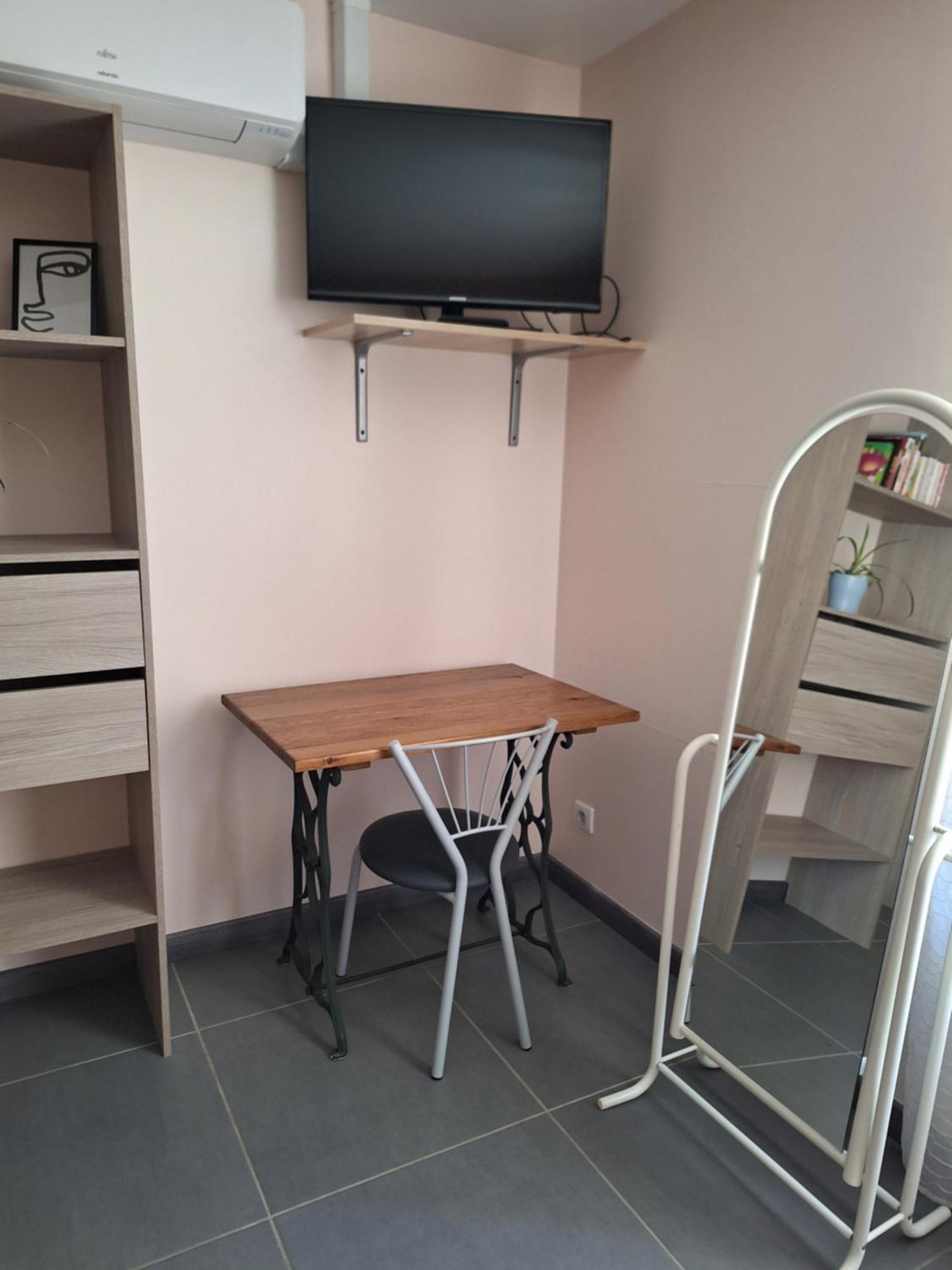 Perthes Chez Brigitte Et Francis别墅 外观 照片